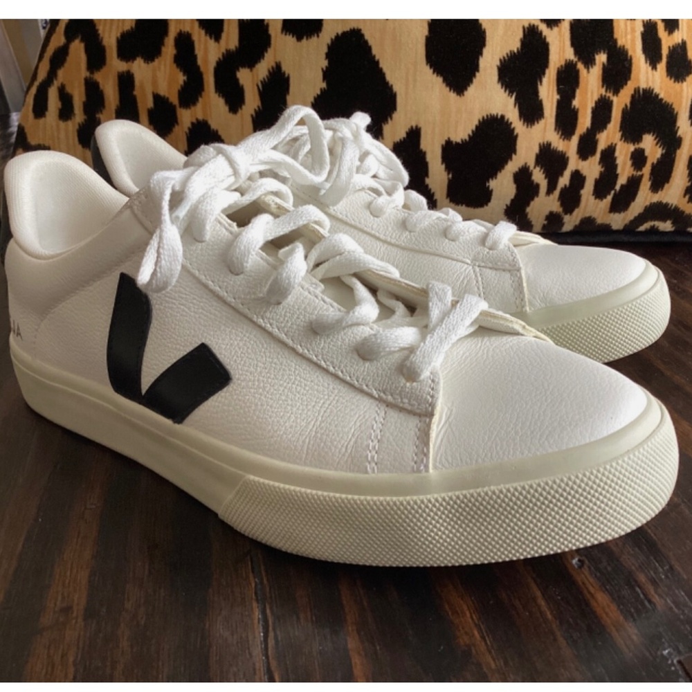 Veja new white leather sneakers size 10, black detail